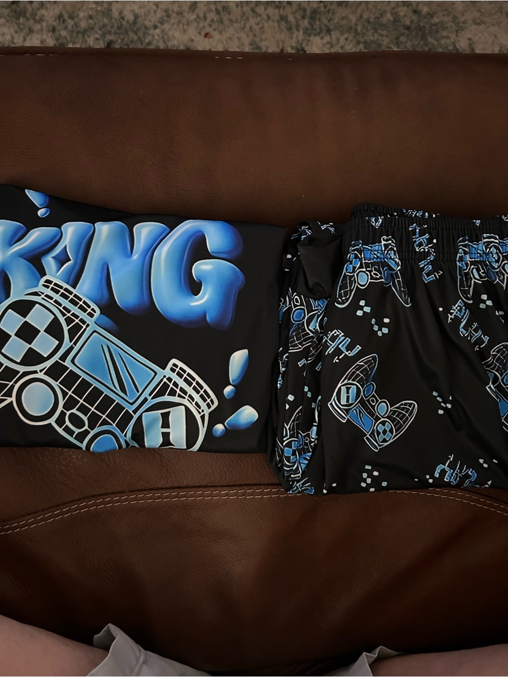 Pajama top and bottom for 11-12 Youth